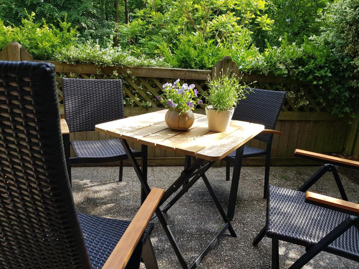 Ferienwohnung Im Naturgarten 슈네베르딘겐 외부 사진